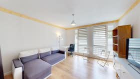 Отдельная комната сдается в аренду за 430 € в месяц в Reims, Rue de Taissy