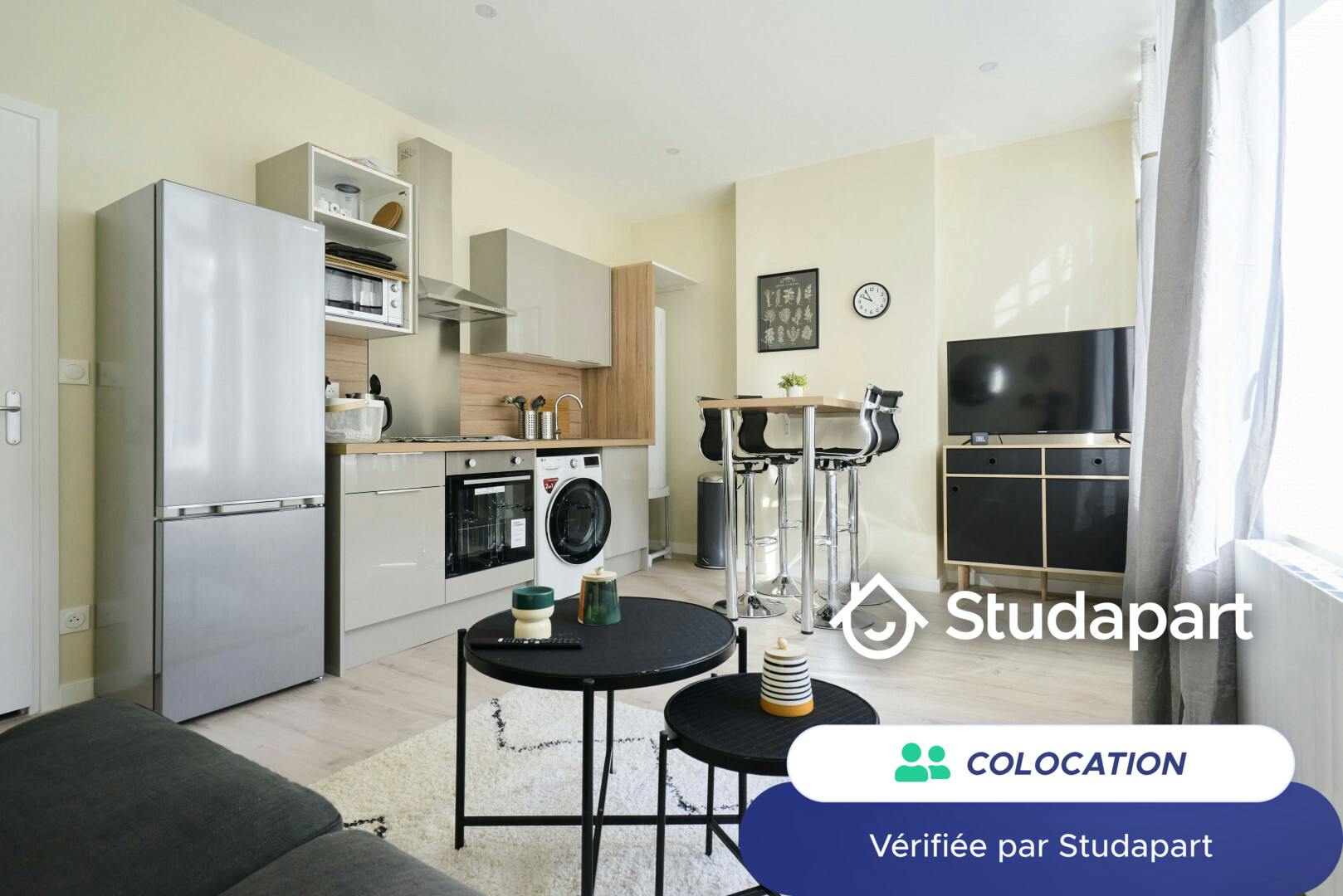 Private room for rent for €555 per month in Lille, Rue Gustave Joncquet