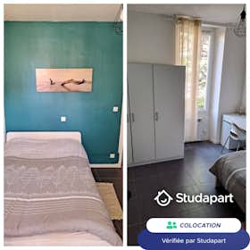 Private room for rent for €450 per month in Marseille, Rue Mathieu Stilatti