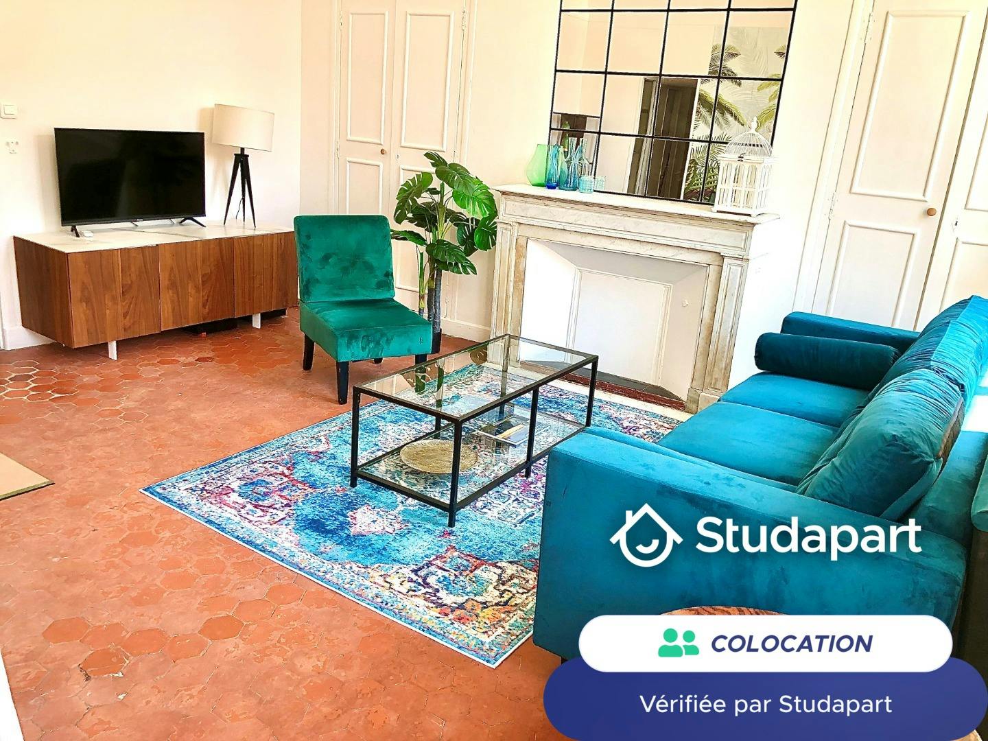 Habitación privada en alquiler por 440 € al mes en Grasse, Place aux Herbes