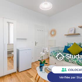 Private room for rent for €590 per month in Noisy-le-Sec, Rue de Brément