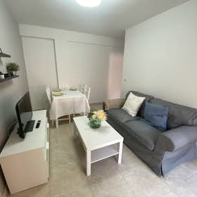 Apartment for rent for €1,225 per month in Madrid, Calle de Calahorra