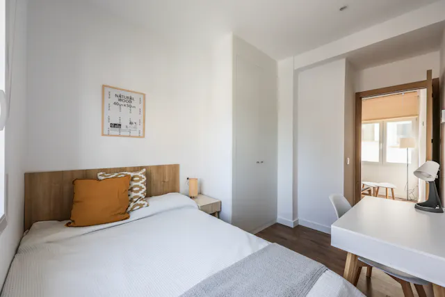 Private room in Calle de la Oca, Madrid (1509175) room image 1