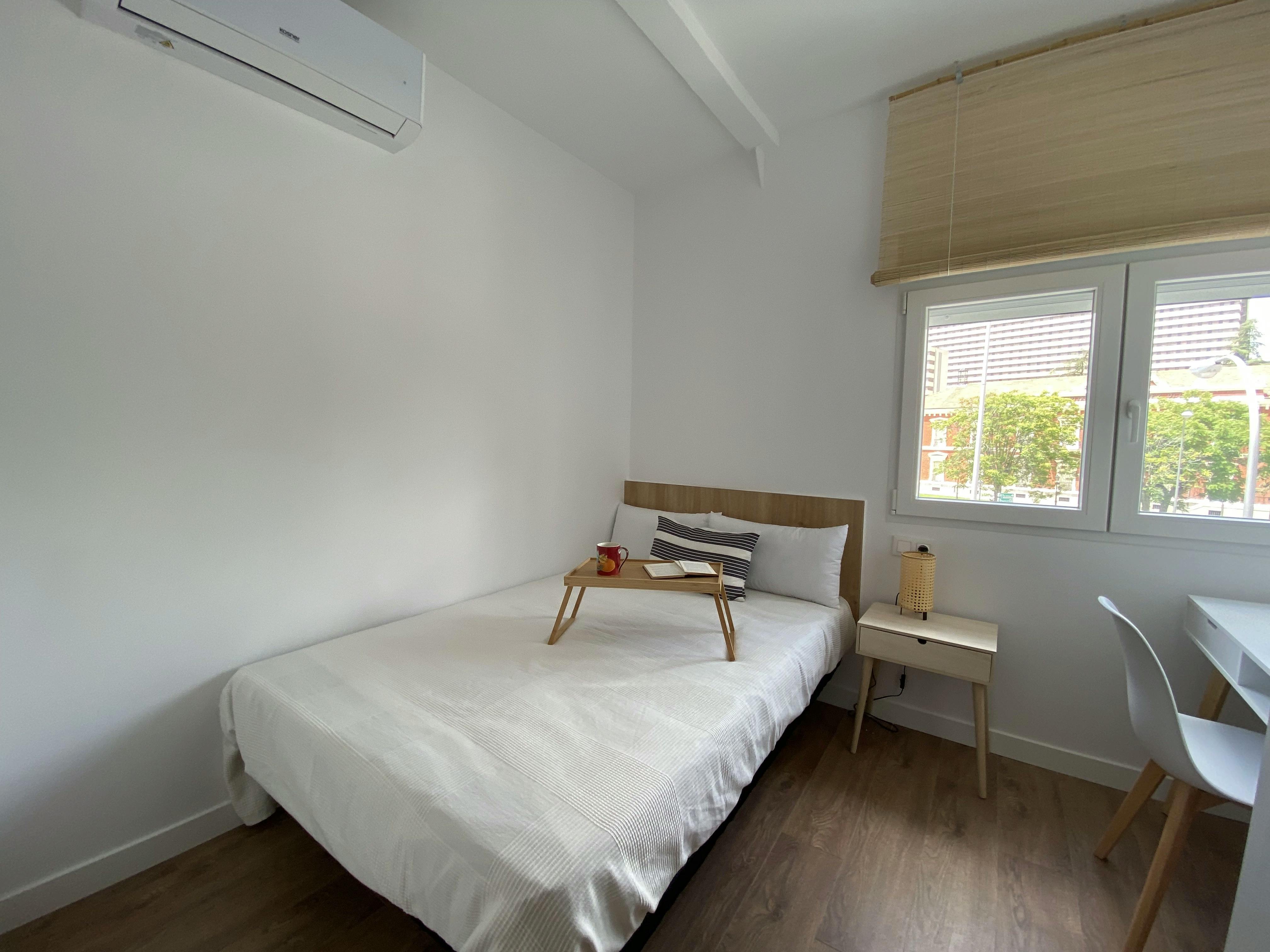 Calle del Doctor Urquiola, Madrid preview