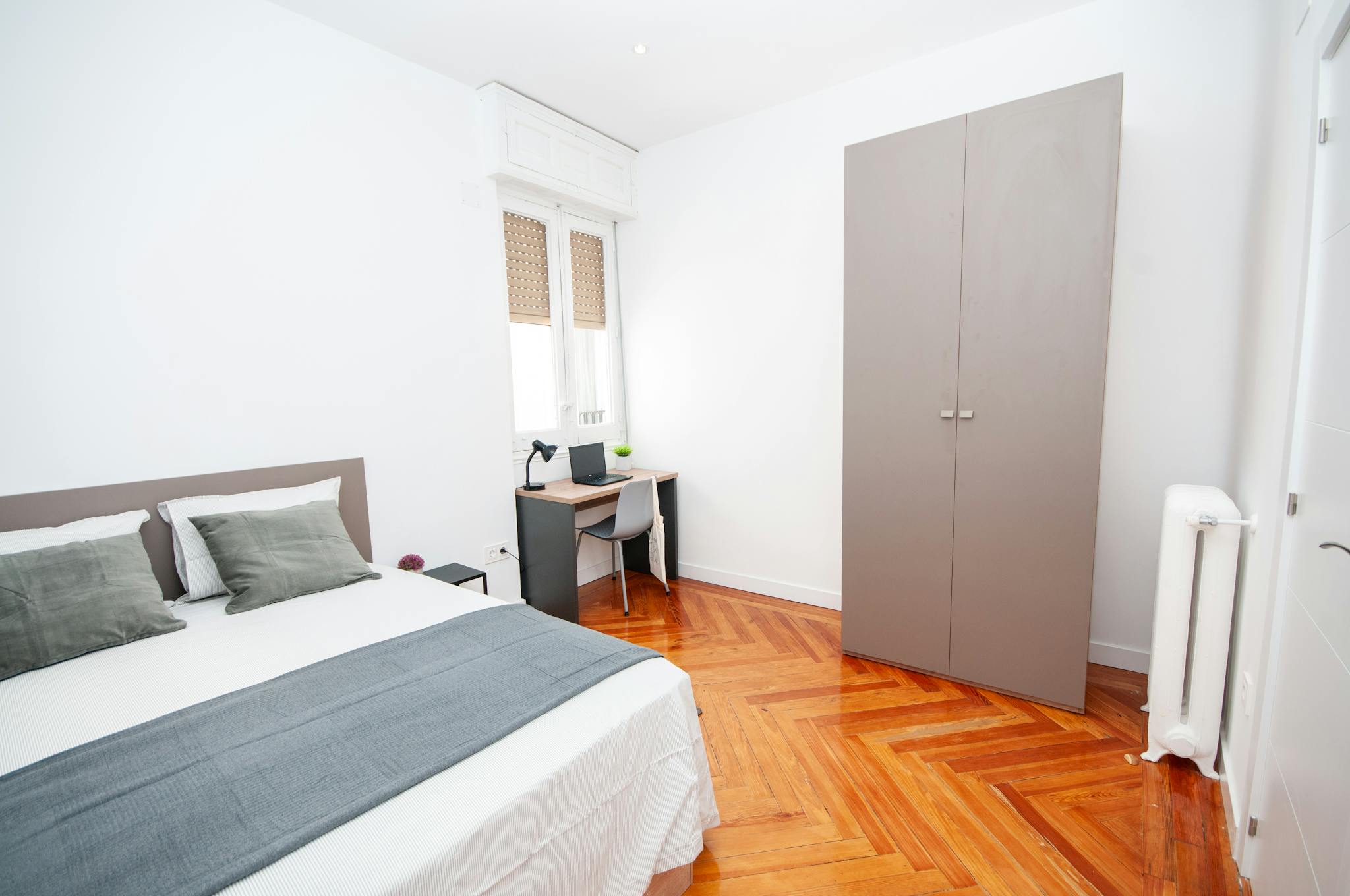 Calle Blanca de Navarra, Madrid preview