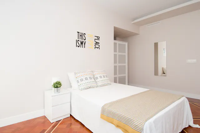 Private room in Calle de Ventura Rodríguez, Madrid (1509205) room image 2