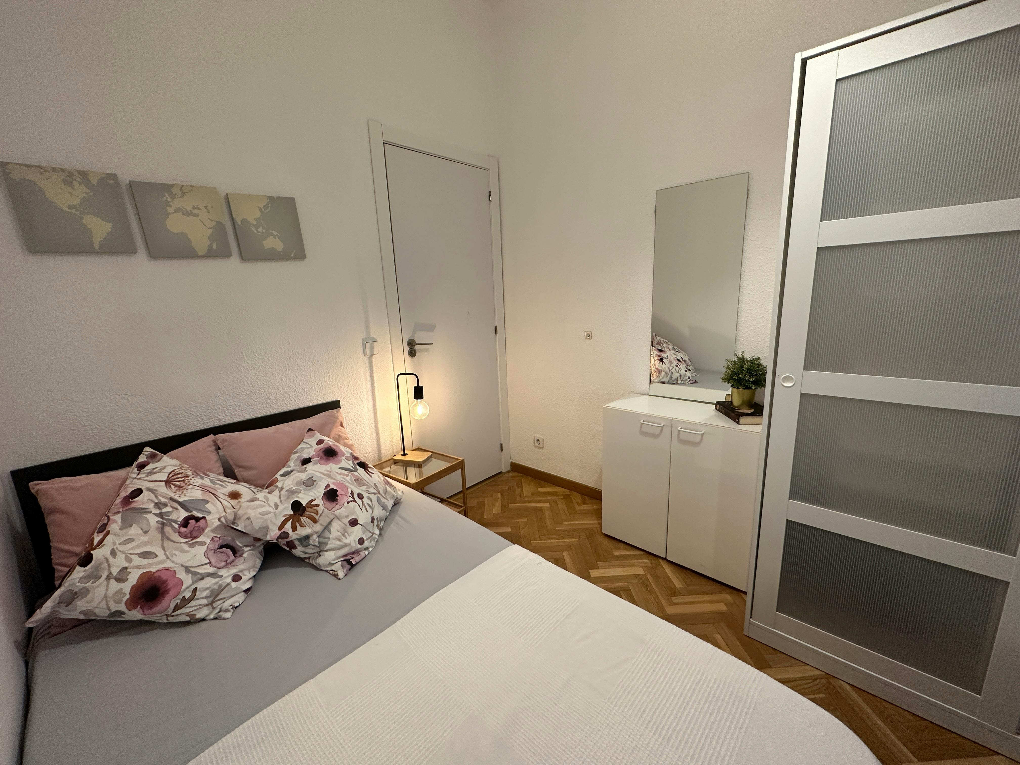 Calle del Doctor Esquerdo, Madrid preview