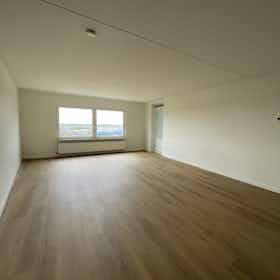 Apartment for rent for €1,425 per month in Helmond, De Callenburgh