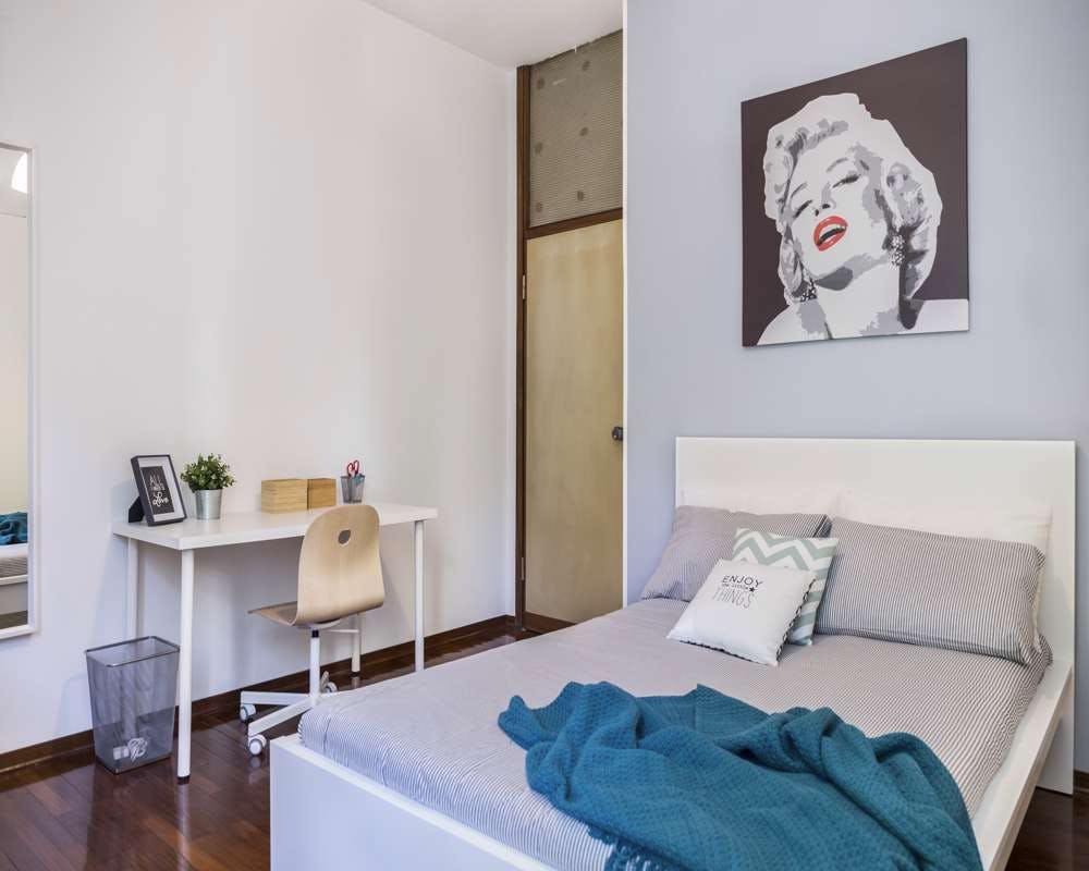 Private room for rent for €815 per month in Milan, Via Giuseppe Frua