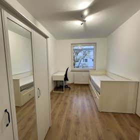 Privé kamer for rent for € 820 per month in Munich, Meggendorferstraße