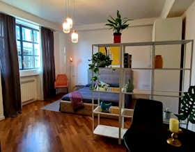 Studio for rent for €1,000 per month in Milan, Via Cesare Ajraghi
