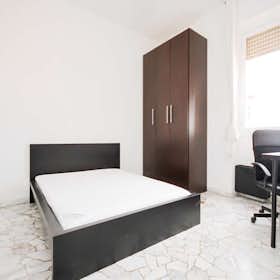 Private room for rent for €815 per month in Milan, Via Giuseppe Bruschetti