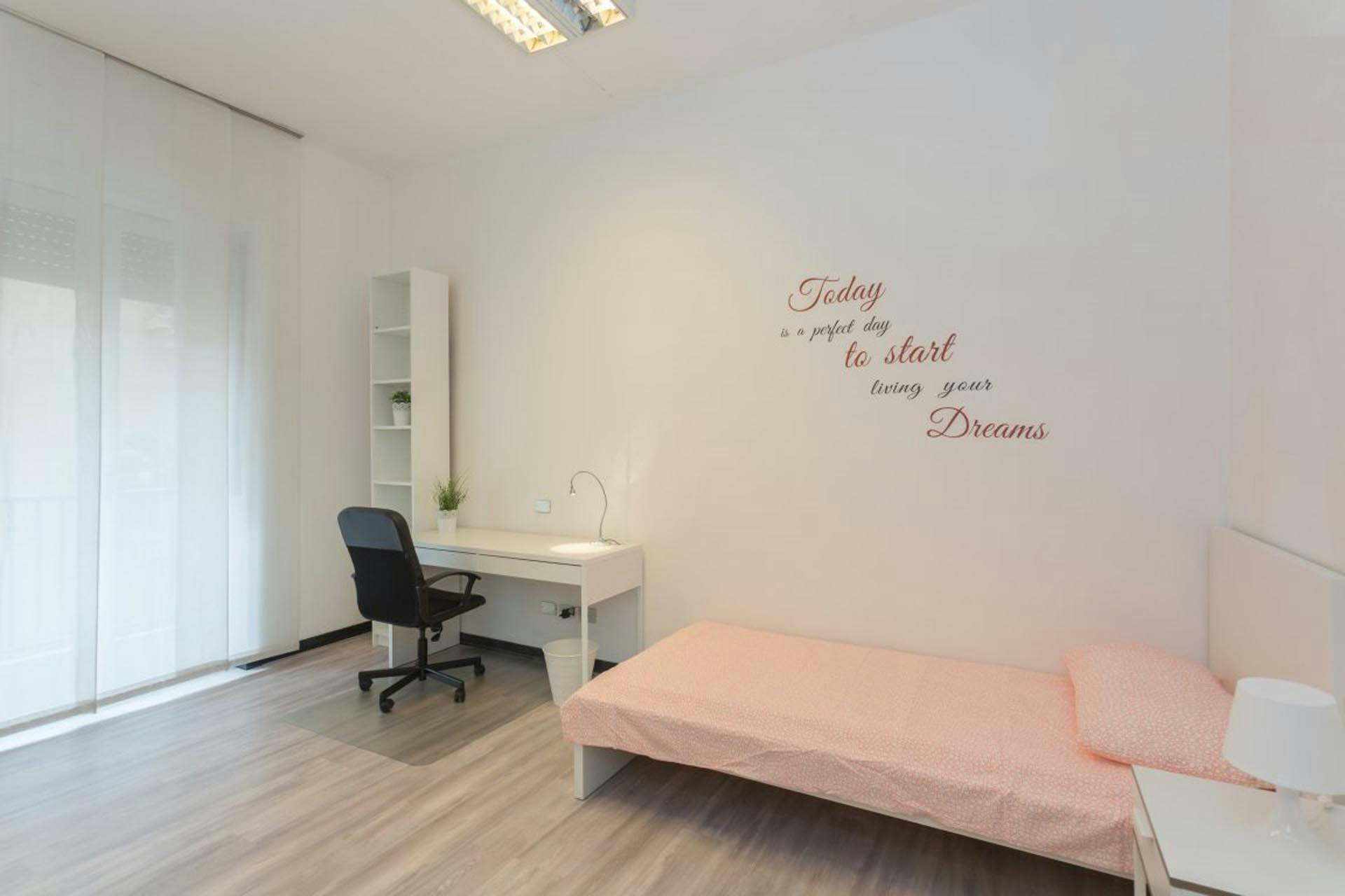 Private room in Via Vincenzo Monti, Milan (1509335) ROOM