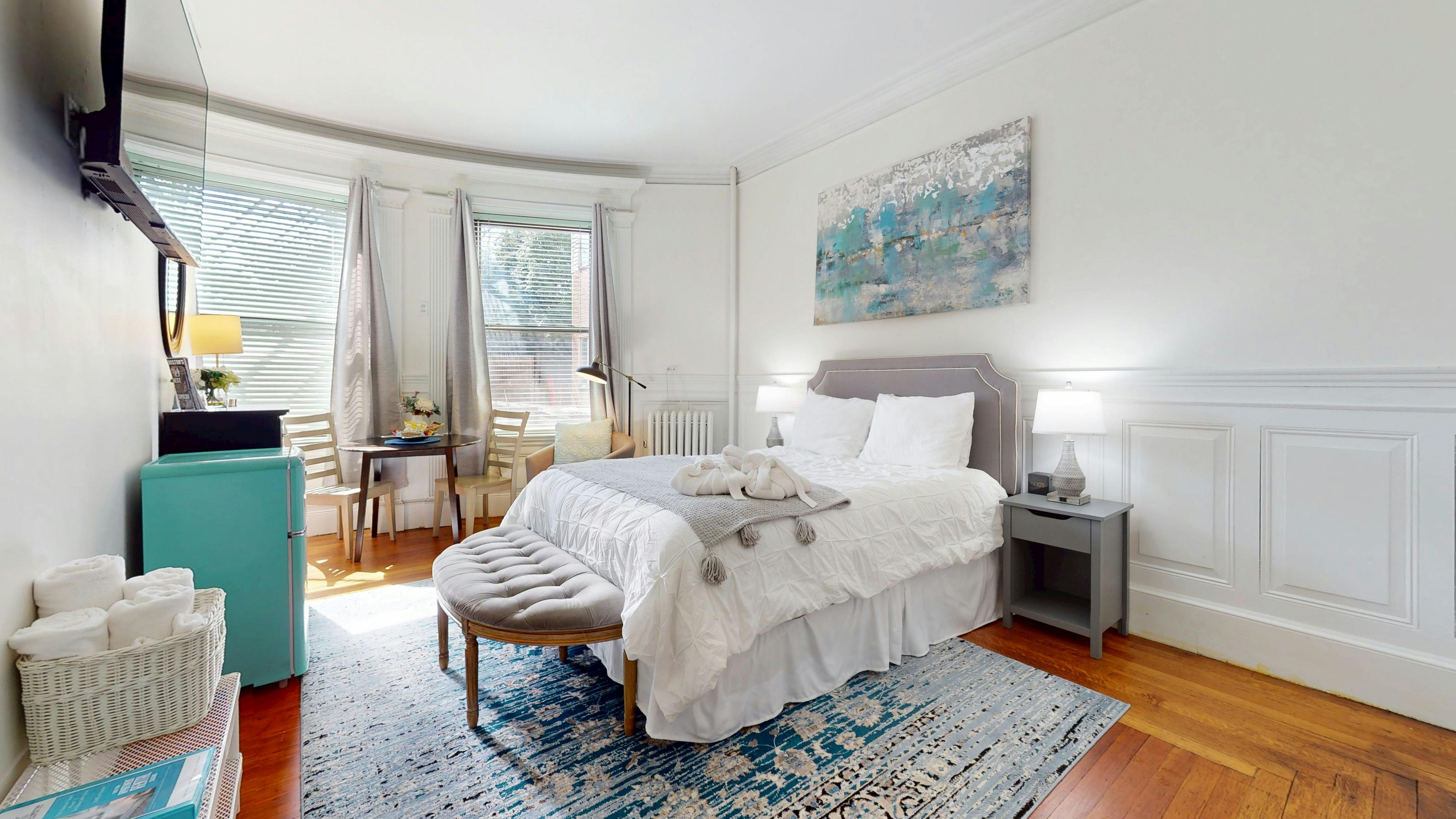 Beacon Street, Brookline, MA preview