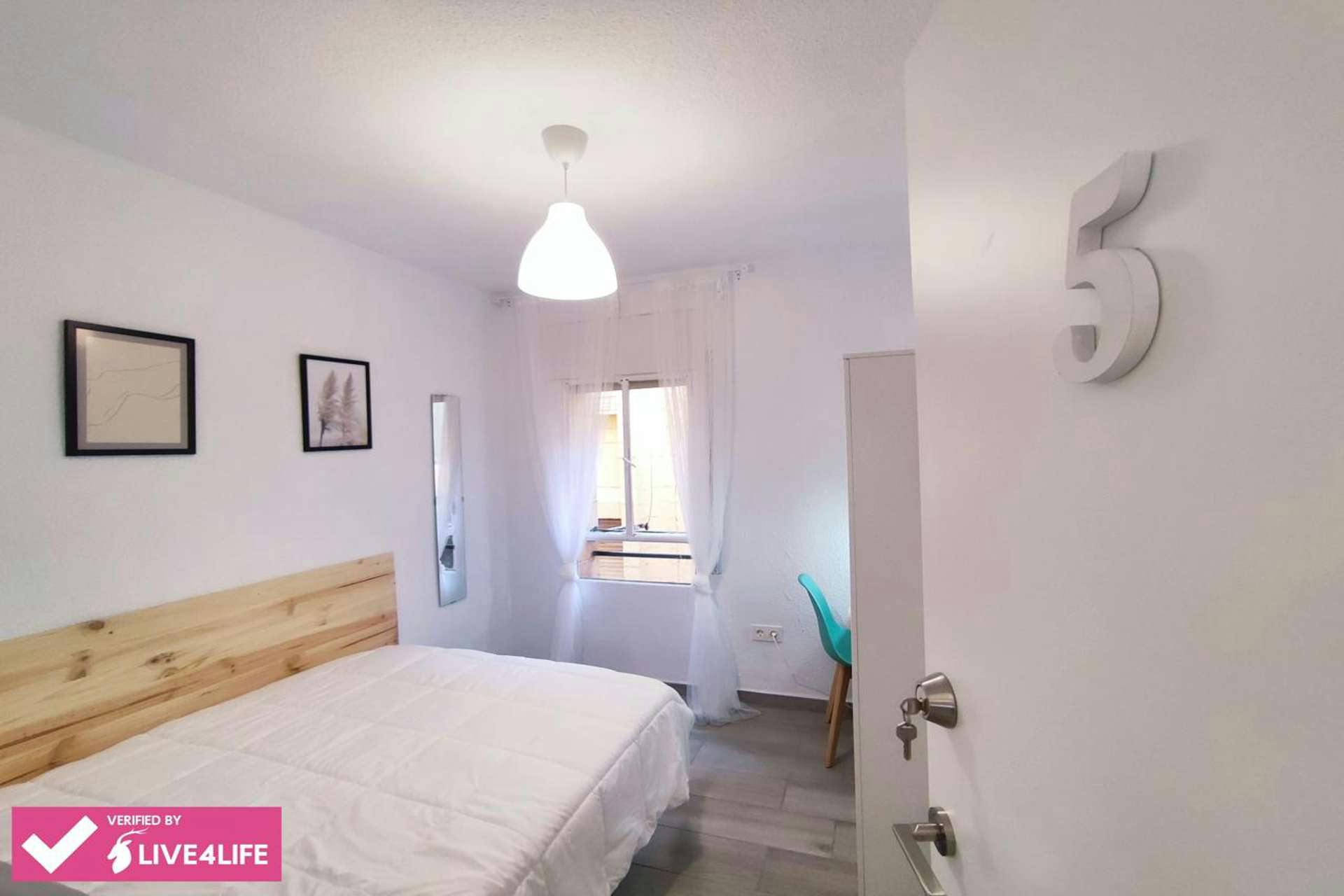 Pasaje de Francisca Alba, Granada preview