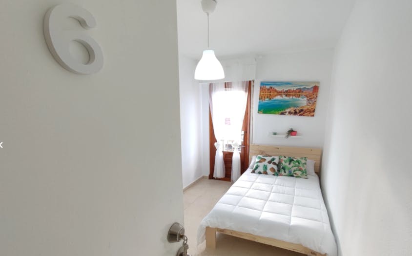 Calle Periodista Luis de Vicente, Granada preview