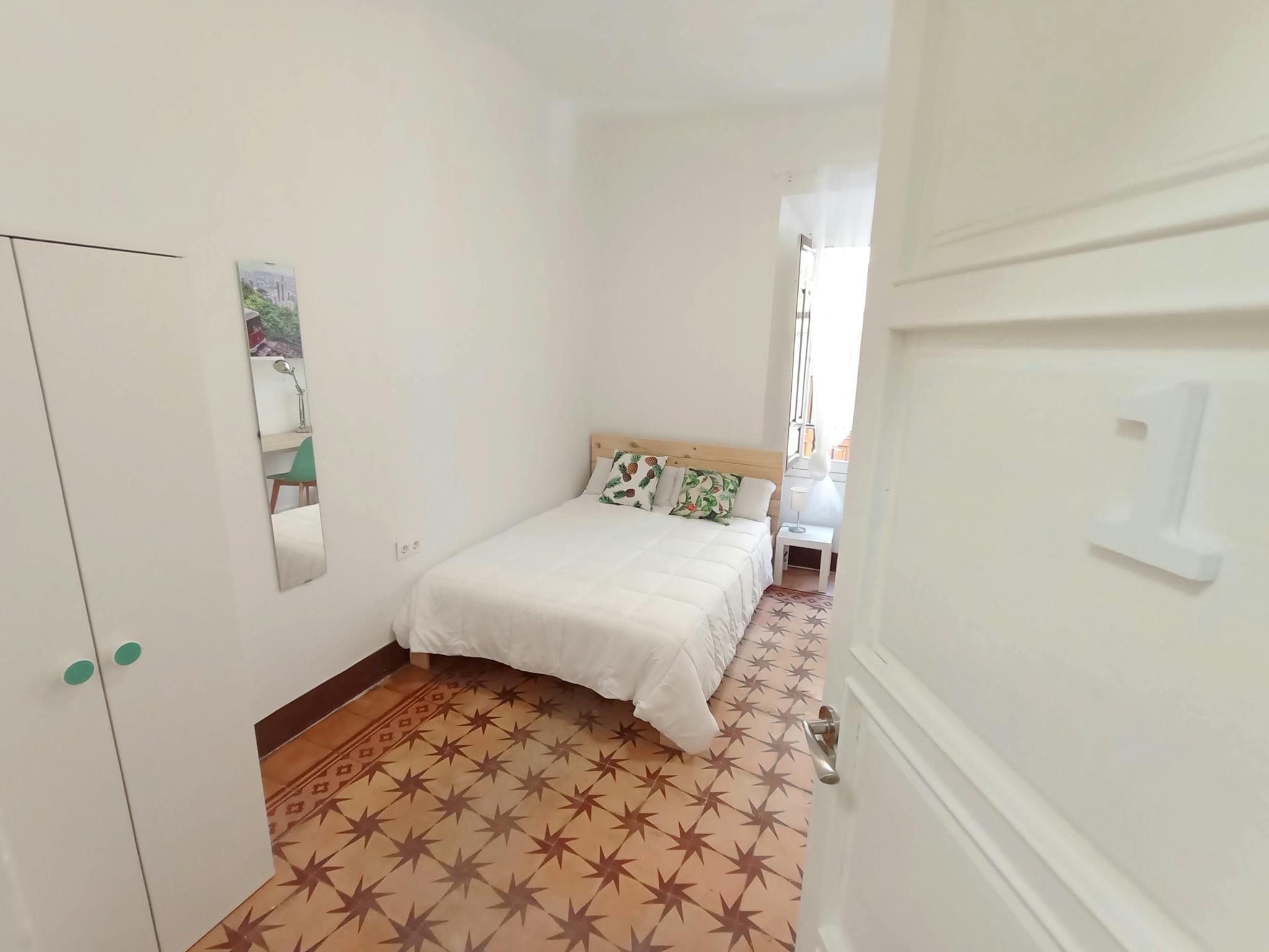 Calle Santa Teresa, Granada preview