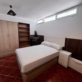 Privat rum att hyra för 430 € i månaden i Madrid, Calle de Josefina Carabias