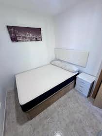 Privé kamer te huur voor € 490 per maand in Madrid, Calle de Josefina Carabias