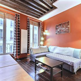 Studio for rent for €1,242 per month in Paris, Rue Volta