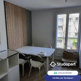 Private room for rent for €475 per month in Rennes, Résidence Saint-Jean-Baptiste de la Salle