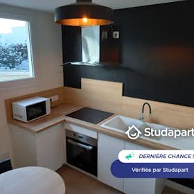 Appartement te huur voor € 900 per maand in Toulouse, Avenue de la Gloire