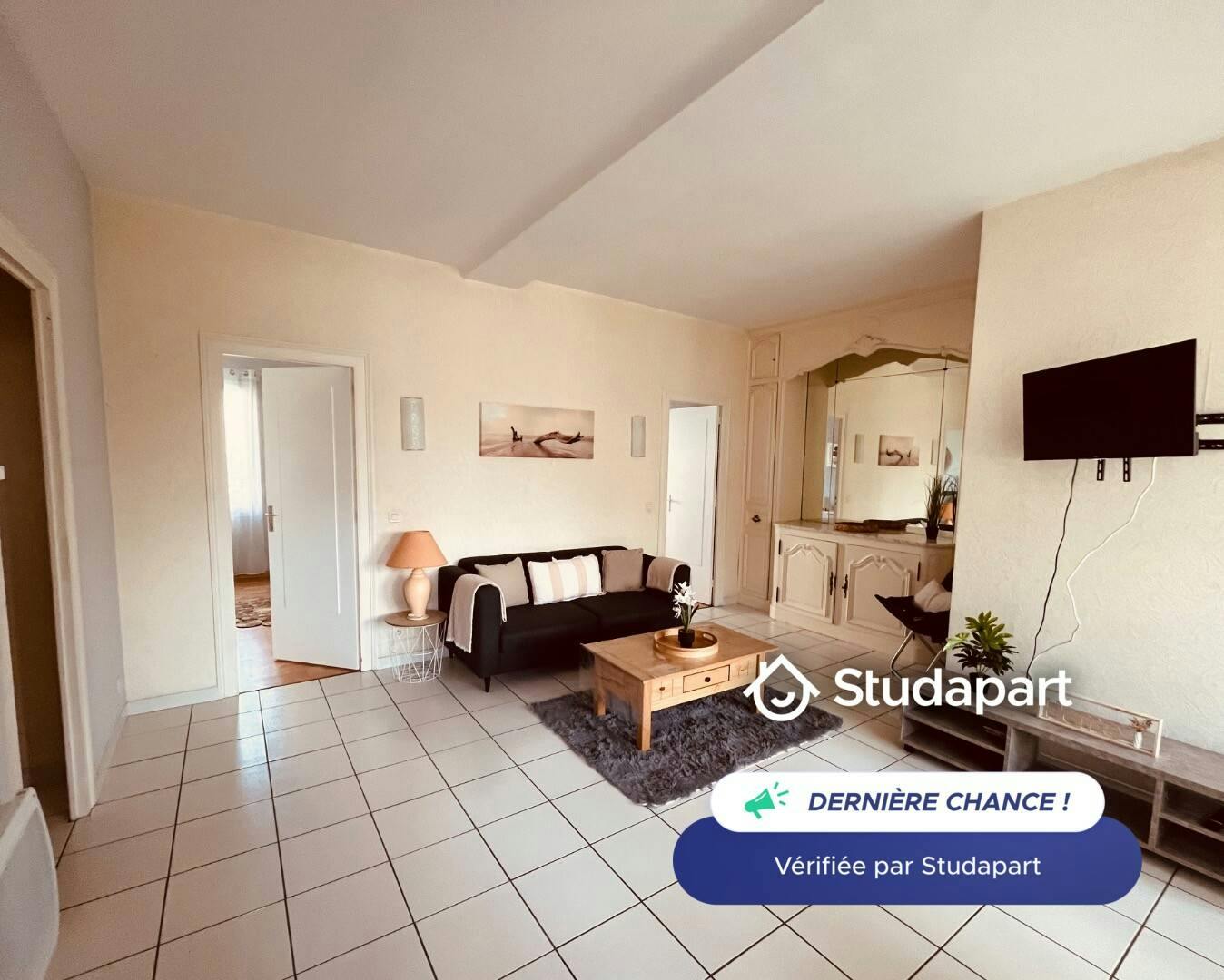 Wohnung zu mieten für 870 € pro Monat in Pau, Boulevard d'Alsace-Lorraine