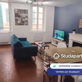 Wohnung zu mieten für 460 € pro Monat in Toulon, Rue de Larmodieu