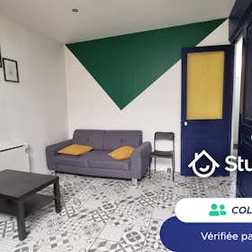 Private room for rent for €450 per month in Loos, Avenue Lelièvre