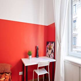 Private room for rent for €915 per month in Milan, Via Cosimo del Fante