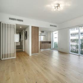 单间公寓 正在以 €2,300 的月租出租，其位于 Lisbon, Rua Barata Salgueiro