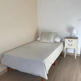 Privé kamer te huur voor € 395 per maand in Manresa, Avinguda de Tudela