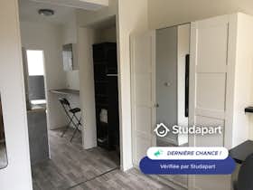 Apartment for rent for €390 per month in Le Havre, Rue René Baheux