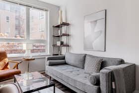 Appartement te huur voor $1,520 per maand in Brighton, Washington St