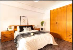 私人房间 正在以 €250 的月租出租，其位于 Sagunto, Carrer de la Vall d'Albaida