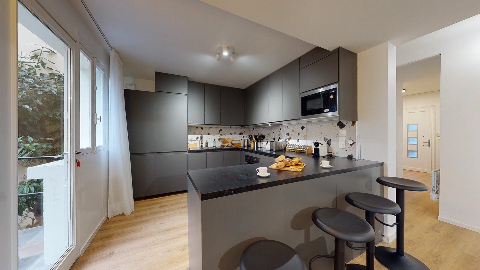 preview gallery tile