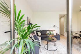 Apartment for rent for €2,500 per month in Barcelona, Carrer de Mallorca