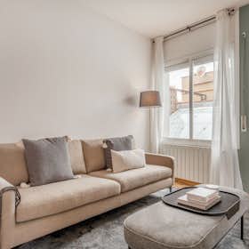 Appartement te huur voor € 2.177 per maand in Barcelona, Avinguda de Madrid