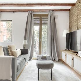 Apartamento en alquiler por 1701 € al mes en Barcelona, Carrer d'Allada Vermell