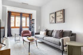 Appartement te huur voor € 1.069 per maand in Barcelona, Carrer d'Aragó