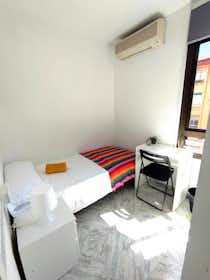 Pokój prywatny do wynajęcia za 300 € miesięcznie w mieście Granada, Calle Panaderos