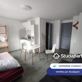 Apartment for rent for €570 per month in Mons-en-Barœul, Rue du Général de Gaulle