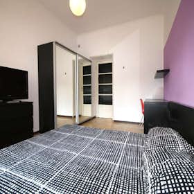 Private room for rent for €930 per month in Milan, Piazzale Francesco Bacone