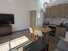 Appartement te huur voor € 800 per maand in Peristéri, Olympionikon