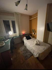 Privé kamer te huur voor € 400 per maand in Torrejón de Ardoz, Calle Veredilla