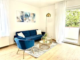 Apartment for rent for €1,790 per month in Berlin, Kalckreuthstraße