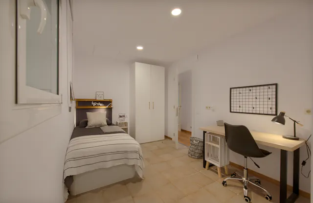 Private room in Carrer de Balmes, Barcelona (1510248) room image 1