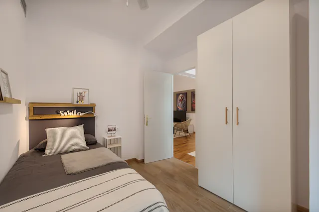 Private room in Carrer de Balmes, Barcelona (1510270) room image 1