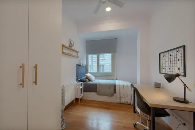 Private room in Carrer de Balmes, Barcelona (1510271) room image 1