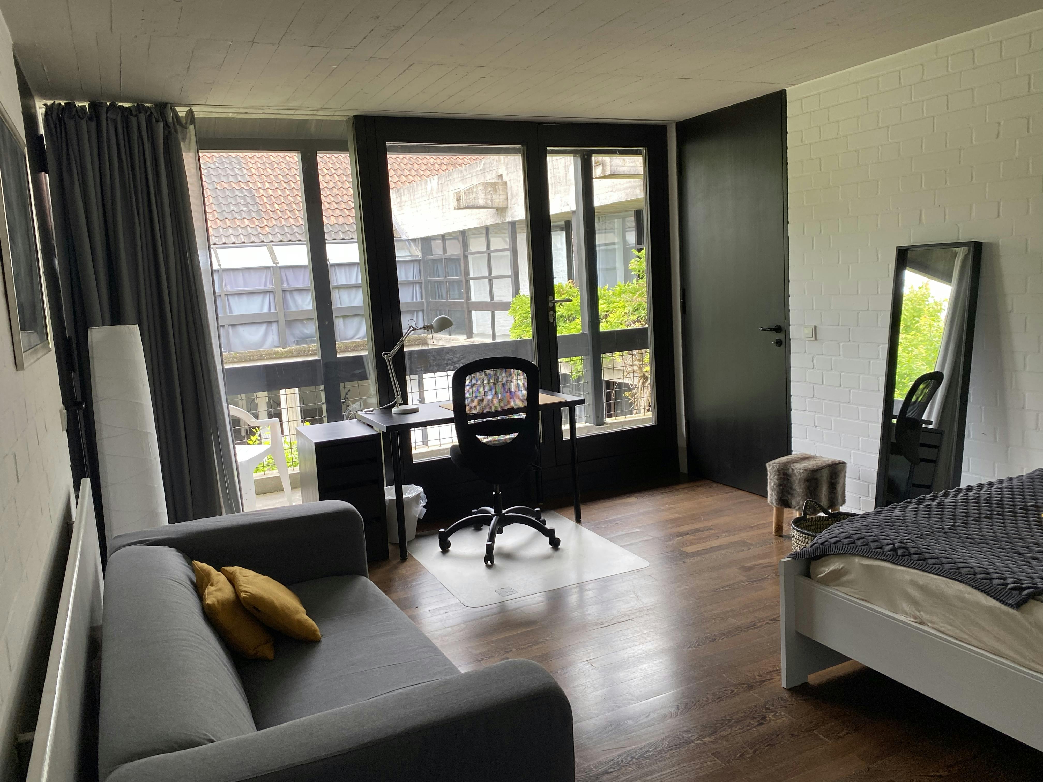 Private room for rent for €980 per month in Aachen, Simpelvelder Straße